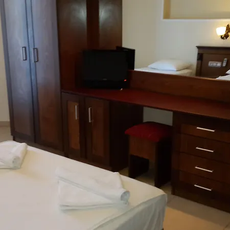 ホテル Adaburnu Goelmar