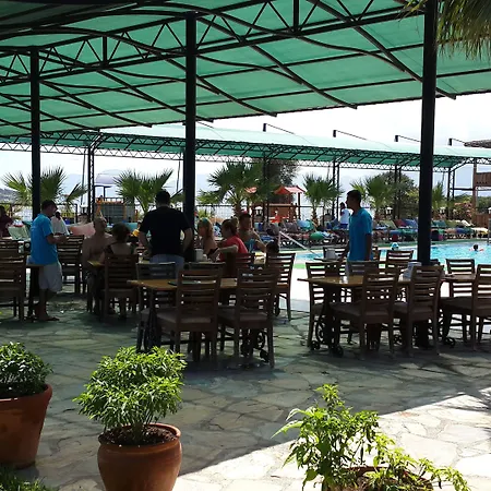 ホテル Adaburnu Goelmar