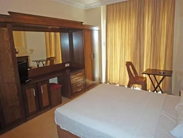 Adaburnu Goelmar Hotell 3*
